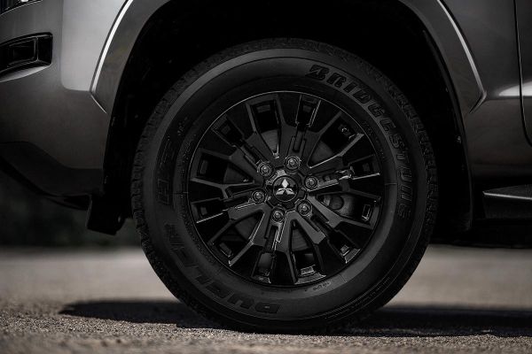 Mitsubishi Triton