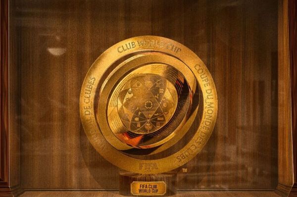 FIFA Club World Cup 25 trophy