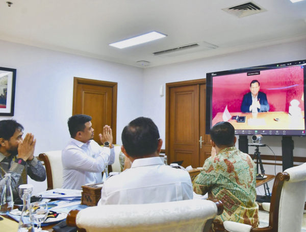 Presiden Prabowo Subianto memimpin rapat pengambilan keputusan 4 pulau kembali milik Aceh. Foto: Dok. Sekertariat Kabinet