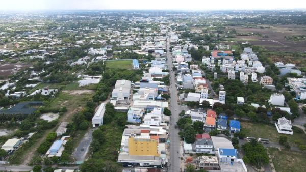 Chấn chỉnh việc cấp giấy chứng nhận, chuyển mục đích sử dụng đất tại huyện Bình Chánh - Ảnh 1.