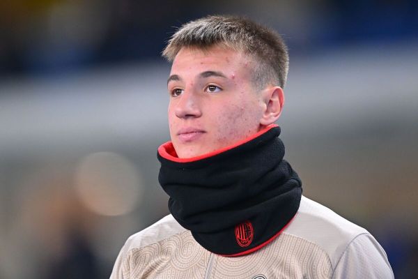 Francesco Camarda of ac milan in action during the series a match between verona and ac milan at the Stadio Marcantonio Bentegodi on December 20, 2024 in Verona, Italy. (Photo by Alessandro Sabattini/Getty Images)