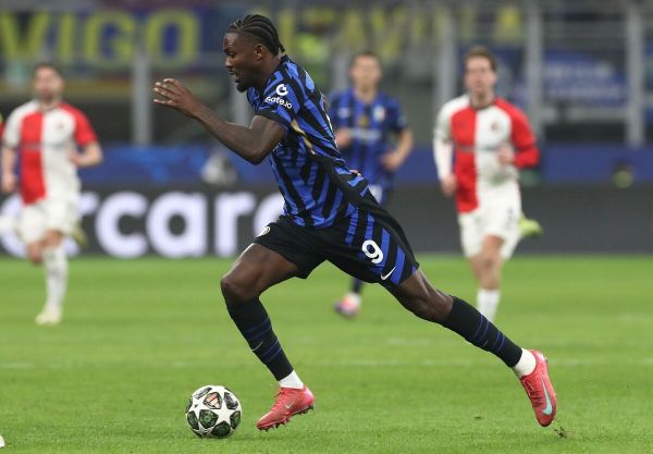 MILAN, ITALY - MARCH 11: Marcus Thuram of FC Internazionale in action during the UEFA Champions League 2024/25 UEFA Champions League 2024/25 Round of 16 Second Leg match between FC Internazionale Milano and Feyenoord at Stadio Giuseppe Meazza on March 11, 2025 in Milan, Italy. (Photo by Marco Luzzani/Getty Images)