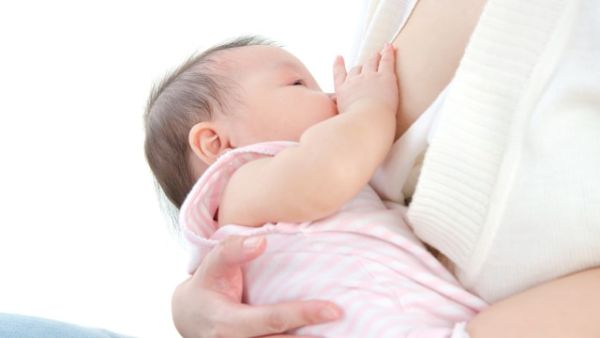 Ilustrasi ibu menyusui.  Foto: Thinkstock