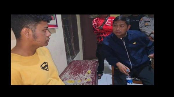 PEMBUNUHAN BERANTAI DI PADANG PARIAMAN- Kepada Kapolres Padang Pariaman, AKBP Ahmad Faisol Amir, Wanda mengaku bahwa pembunuhan terhadap Siska dan Dedek dipicu karena kesal terhadap Dedek lantaran korban mengajari kekasihnya, Siska selingkuh darinya saat tengah KKK (Kuliah Kerja Nyata).