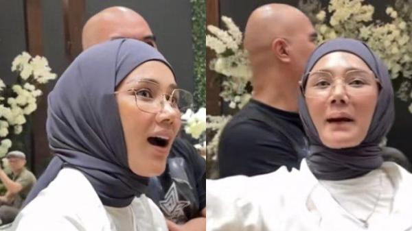 CEK LOKASI - Raut wajah bahagia Mulan Jameela saat cek lokasi unduh mantu bareng Ahmad Dhani, dicapture (19/6/2025). Ekspresi disorot efek Maia Estianty tak hadir. 