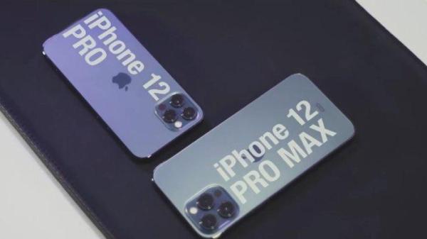 Ilustrasi iPhone 12 Pro dan iPhone 12 Pro Max.