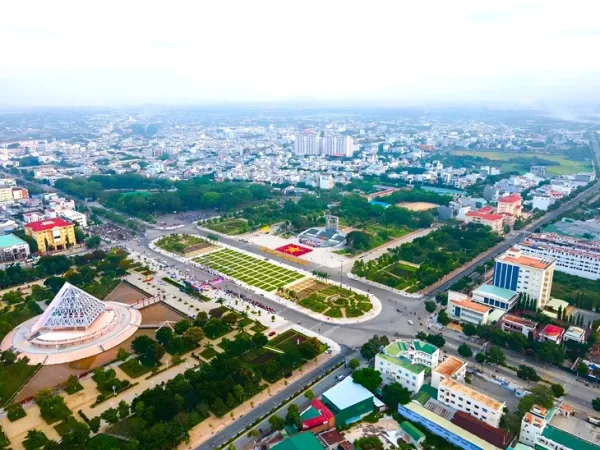 Chủ tịch Ninh Thuận viết thư gửi cán bộ, công chức, viên chức trước khi sáp nhập với Khánh Hòa - Ảnh 2.
