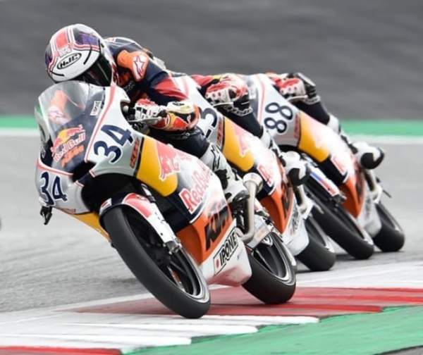 Mario Aji berhasil raihan podium 2 di ajang Red Bull Rookies Cup Seri 1. Foto: Red Bull Rookies Cup