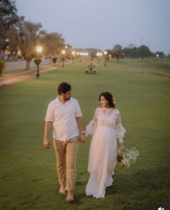 Iqra Kanwal’s Beautiful Baby Bump Reveal Breaks the Internet