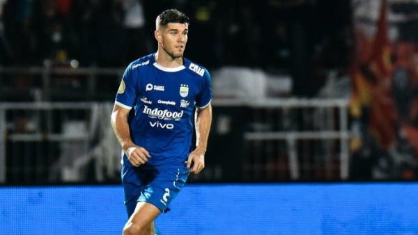 RUMOR TRANSFER PERSIB BANDUNG - Potret Nick Kuipers saat turun berlaga membela Persib Bandung dalam gelaran Liga 1 2024/2025.