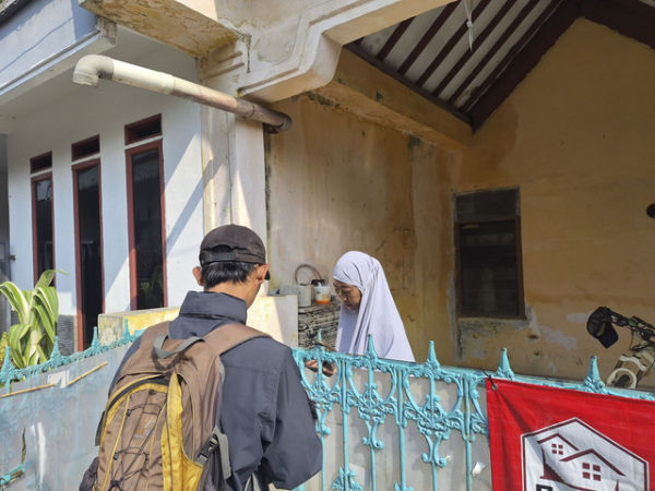 Meliani, orang tua di Bekasi yang dipukuli anaknya. Foto: kumparan
