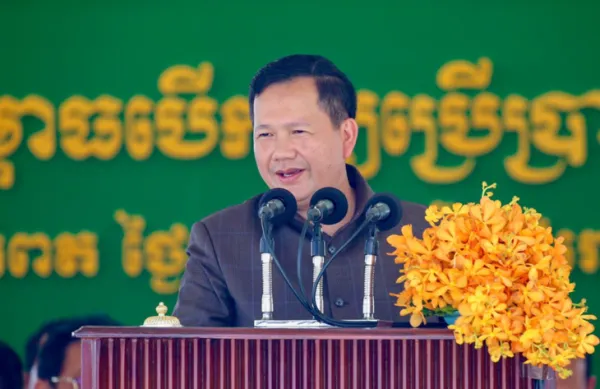 Campuchia ngừng nhập khẩu xăng dầu từ Thái Lan - Ảnh 1. Campuchia - Ảnh 1.