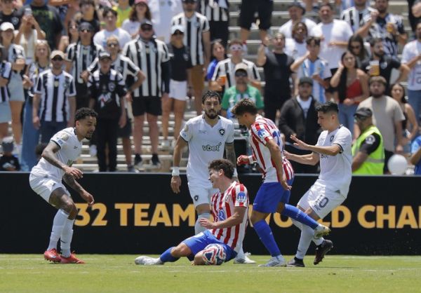 Giành chiến thắng, Atletico Madrid vẫn bị loại từ vòng bảng FIFA Club World Cup - Ảnh 2.