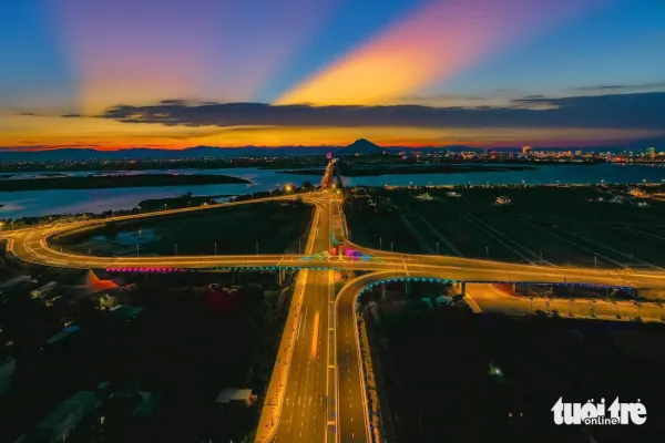 Rực rỡ hoàng hôn Tuy Hòa - Ảnh 3. Tuy Hòa - Ảnh 3.