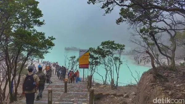 Objek wisata Kawah Putih Ciwidey