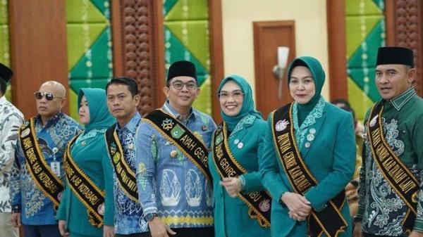 Ayah Bunda Genre Tanahbumbu12