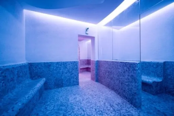 After the sauna, guests can cool off in the ice grotto at the innovative ESC Spa. Photo courtesy of Radisson Blu Resort, Cam Ranh