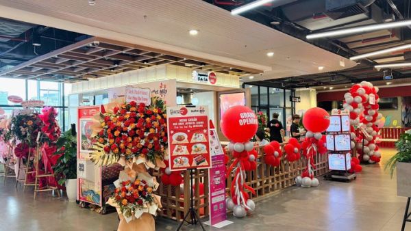 Acecook Việt Nam khai trương nhà hàng Japanese Dining (La La La) - Ảnh 1.