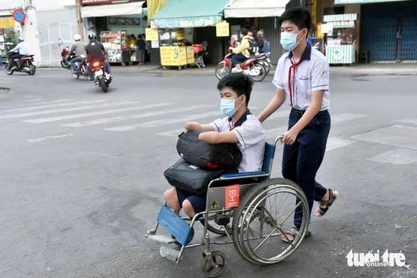 thi tốt nghiệp - Ảnh 9.