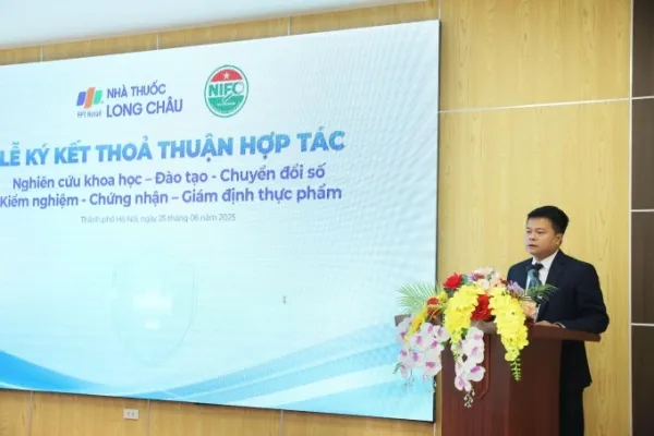 PGS.TS Trần Cao Sơn phát biểu tại sự kiện. Ảnh: Long Châu