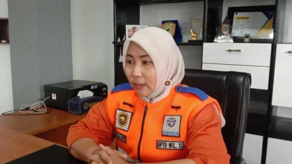 TRANS JATIM - Kepala Terminal Arjosari Kota Malang, Mega Perwira Donowati, saat ditemui SURYAMALANG.COM, Rabu (11/6/2025). Diketahui, Terminal Arjosari bakal menyiapkan jalur khusus untuk tempat menaikkan dan menurunkan penumpang bus Trans Jatim.