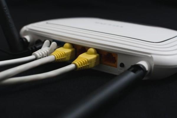 Severe security flaw breaks WPA2 protocol. Wi-Fi network hack