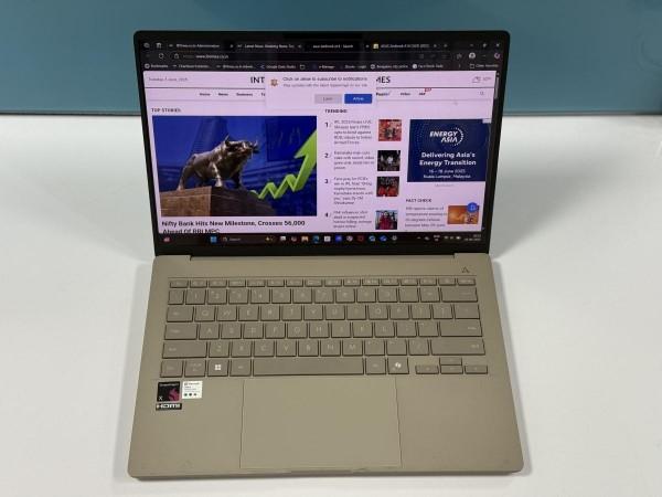 Asus Zenbook A14 shows the richness of the display Asus Zenbook A14 shows the richness of the display