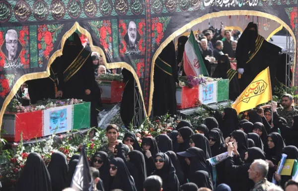 Iran - Ảnh 7.