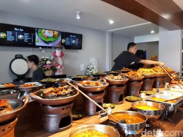 Nasi Kapau Langganan