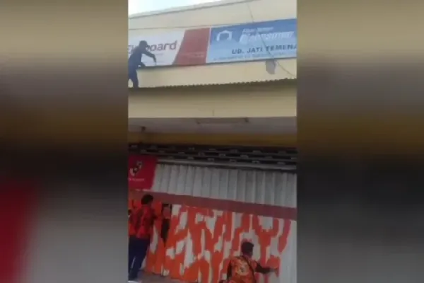 Bangunan-Usaha-Dikuasai-Paksa-Oleh-Ormas-c.jpg
