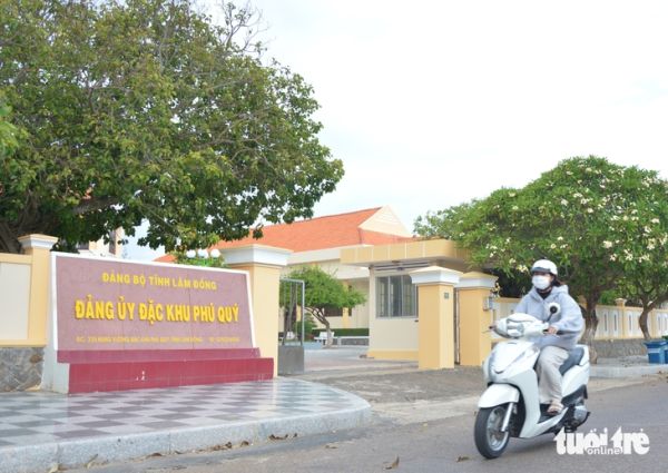 Đảo Phú Quý trước ngày trở thành đặc khu - Ảnh 1.