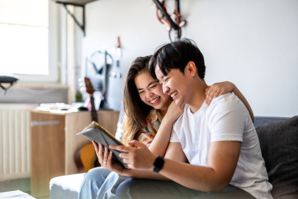 Ilustrasi pasangan yang setara. Foto: Shutterstock
