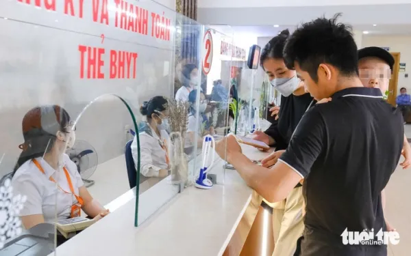 Từ 1-7, khám chữa bệnh trái tuyến, khám bệnh từ xa được bảo hiểm y tế chi trả ra sao? - Ảnh 1. bảo hiểm y tế - Ảnh 1.