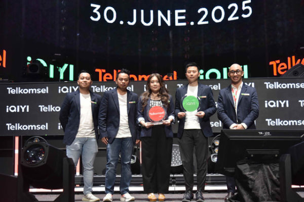 Kolaborasi Telkomsel dan iQIYI menawarkan promo mobile bundling spesial. Foto: Telkomsel