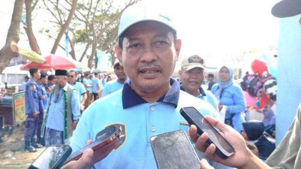 Wakil Bupati Serang, Najib Hamas, saat memberikan keterangan kepada awak media, Senin (30/6/2025).