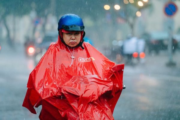 Thời tiết hôm nay 30-6: Ngày cuối tháng nhiều nơi mưa to, riêng miền Trung nắng nóng - Ảnh 1.