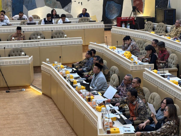 Komisi II RDP dengan Menteri ATR/BPN Nusron Wahid dan Kementerian Dalam Negeri di Kompleks Parlemen, Senayan, Jakarta pada Selasa (1/7). Foto: Abid Raihan/kumparan