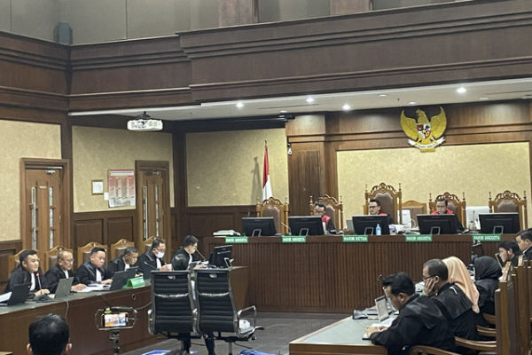 Sidang pemeriksaan Menteri Perdagangan (Mendag) RI 2015-2016, Thomas Trikasih Lembong atau Tom Lembong, sebagai terdakwa dalam kasus dugaan importasi gula, di Pengadilan Tipikor Jakarta, Selasa (1/7/2025). Foto: Fadhil Pramudya/kumparan