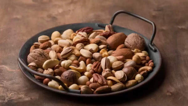The best ways to protect dry fruits
