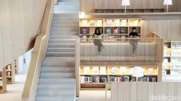 Perpustakaan Umum Daerah Provinsi DKI Jakarta akan dibuka lagi bulan depan. Selain memiliki desain yang keren, perpustakaan ini pun dilengkapi beragam fasilitas
