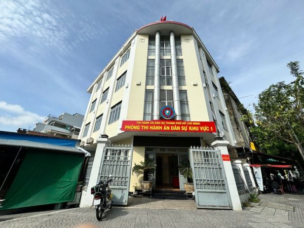 Từ 1-7 người dân liên hệ 19 phòng thi hành án dân sự ở TP.HCM thế nào? - Ảnh 1. Từ 1-7, người dân liên hệ 19 phòng thi hành án dân sự ở TP.HCM thế nào? - Ảnh 1.