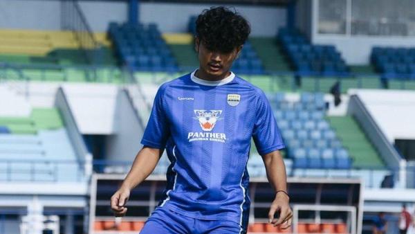 PROFIL PEMAIN - Zulkifli Lukmansyah pemain jebolan Akademi Persib.
