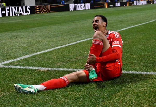 Neuer chỉ trích gay gắt thủ thành Donnarumma - Ảnh 3.