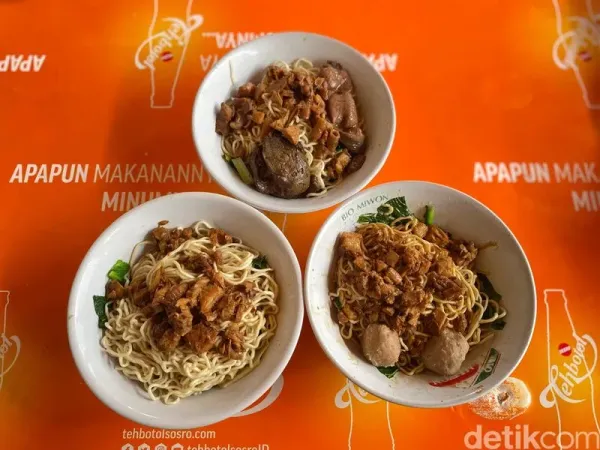 Spesial! Racikan Mie Ayam Sejak 1986 Diberi Topping Ati Ampela