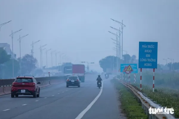 Đốt rơm rạ tự phát gây ô nhiễm không khí nặng nề - Ảnh 4.