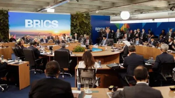 Di depan Prabowo, Presiden Brasil Luiz Inácio Lula da Silva mengatakan BRICS merupakan perwujudan deklarasi Konferensi Asia-Afrika atau Konferensi Bandung. (Dok Tim Media Presiden).