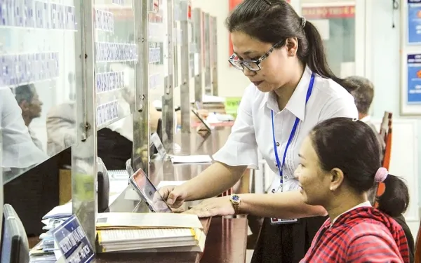 Bộ Nội vụ trả lời việc cán bộ xin nghỉ hưu trước tuổi nhưng chưa được giải quyết - Ảnh 1. nghỉ hưu - Ảnh 1.