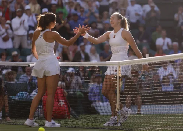 Tay vợt Nga thắng rồi vẫn 'đòi đánh tiếp' ở Wimbledon 2025 - Ảnh 2.