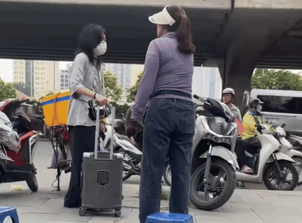 vỉa hè - Ảnh 1.