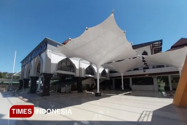 Masjid-Agung-Sidoarjo-2.jpg